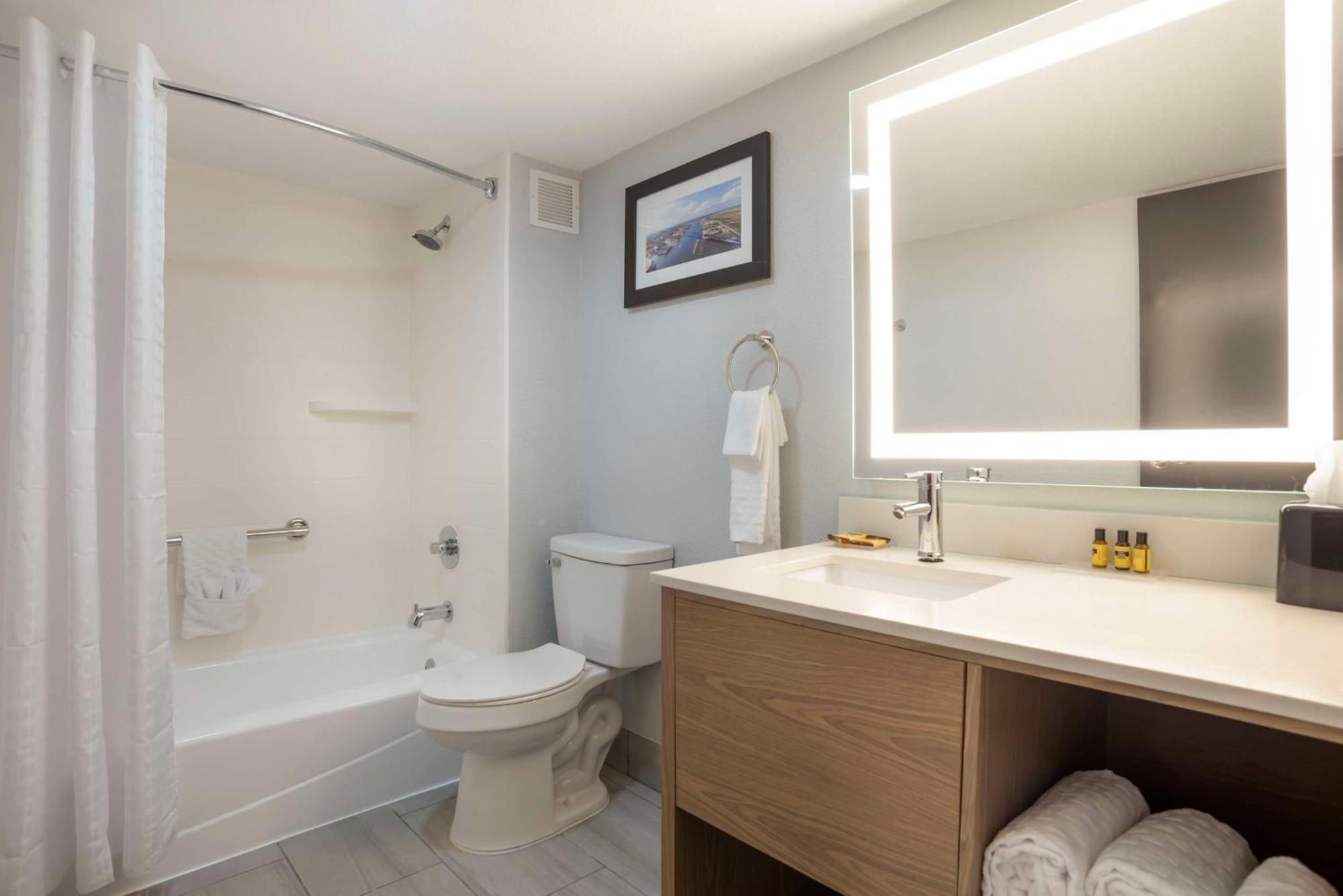 Best Western Plus Mobile Inn And Suites Exterior foto