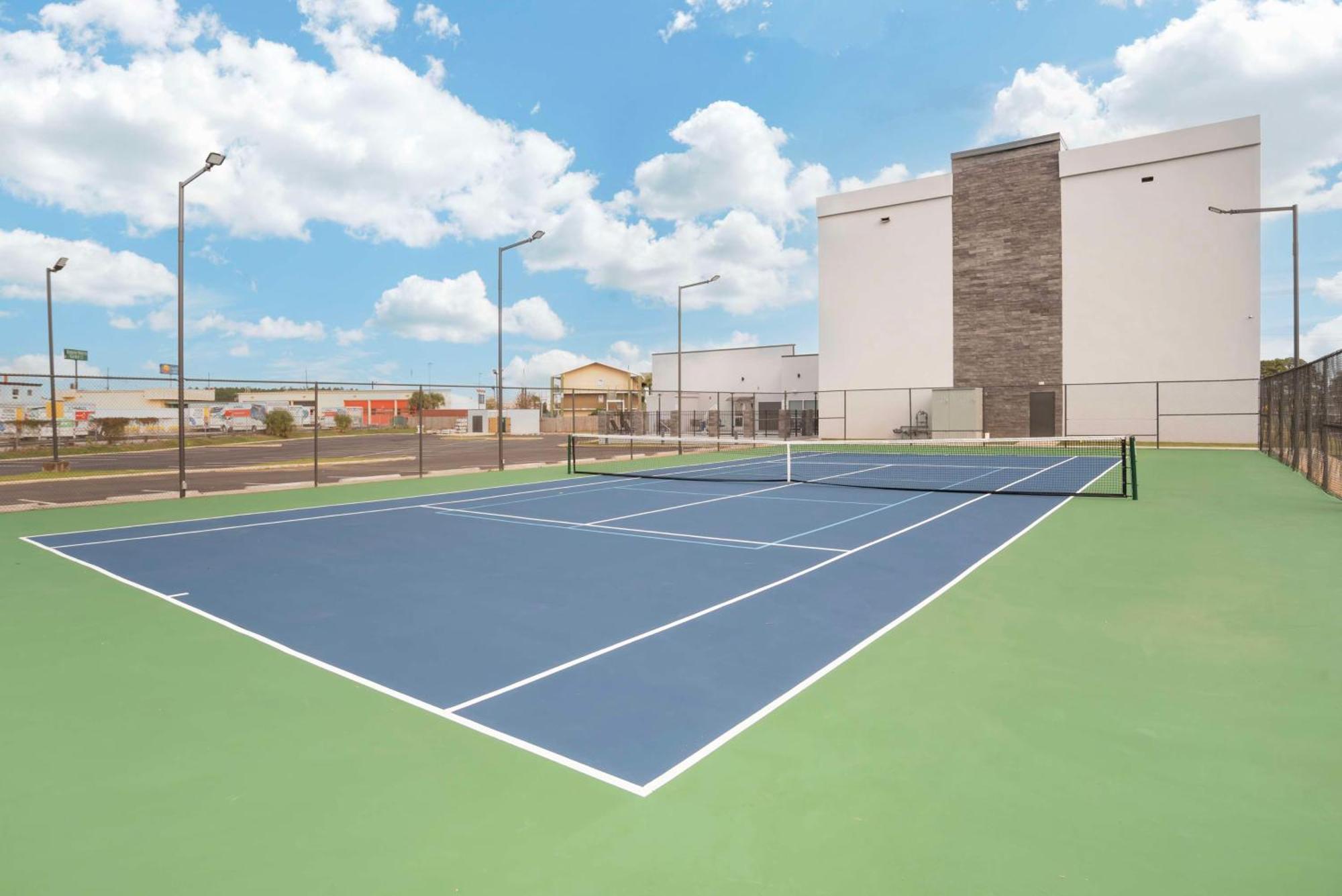 Best Western Plus Mobile Inn And Suites Exterior foto